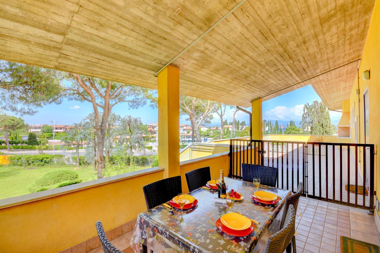 Sirmione Beach Apartment Εξωτερικό φωτογραφία