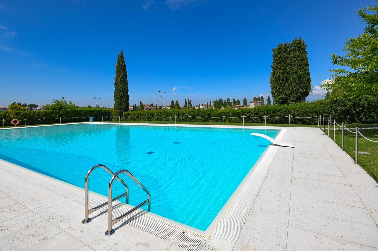 Sirmione Beach Apartment Εξωτερικό φωτογραφία